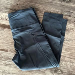 NWT CRZ YOGA Capri Leggings